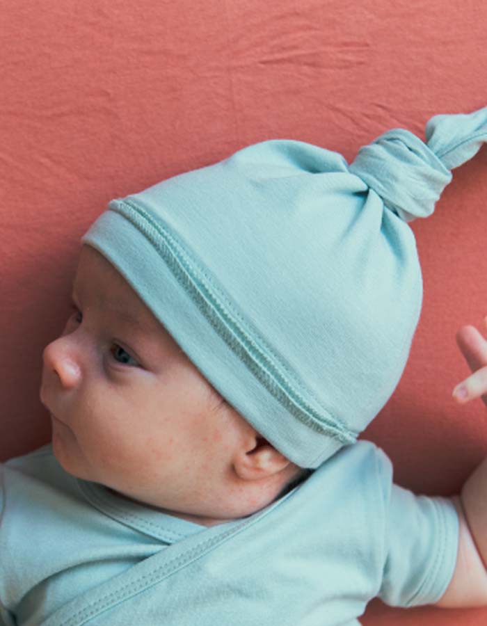 gorrito bebe bambu timboo sea blue bebe 2 - ¿Cuáles Son Las Ventajas De Los Tejidos De Bambú?