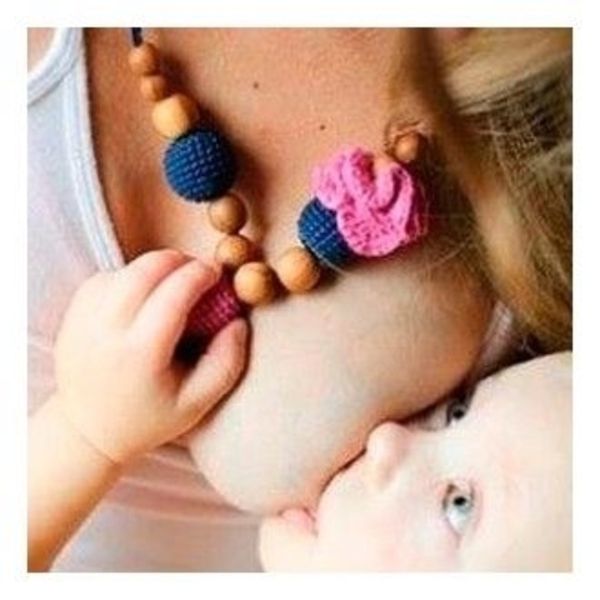 Collares KangarooCare para porteo y lactancia